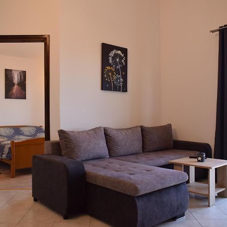 Calypso Apartment Kastela Exterior photo
