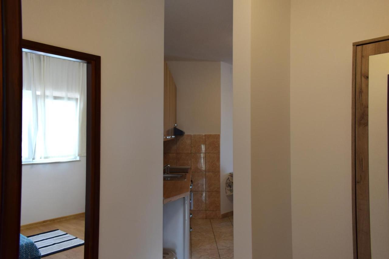 Calypso Apartment Kastela Exterior photo