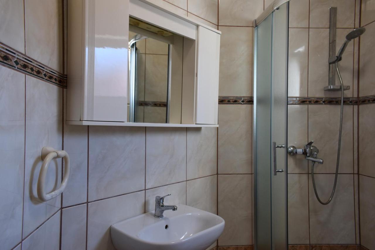 Calypso Apartment Kastela Exterior photo